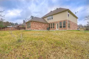 3720 Daisy Ln, Huntsville, TX 77340 - Photo 2