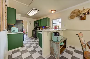 3810 Westglen Dr, Alvin, TX 77511 - Photo 8