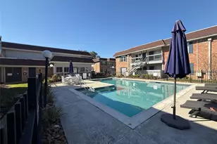 2250 Bering Dr, Houston, TX 77057 - Photo 20