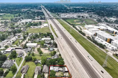 9650 E Hardy Road, Houston, TX 77093 - Photo 32