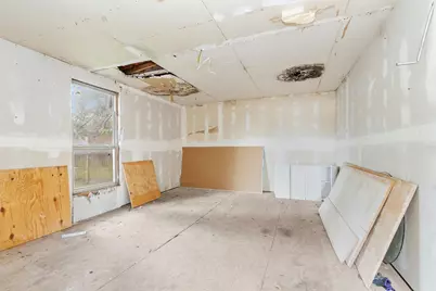 9650 E Hardy Road, Houston, TX 77093 - Photo 10