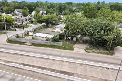 9650 E Hardy Road, Houston, TX 77093 - Photo 24