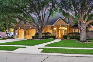 3907 Broad Thicket Ct, Sugar Land, TX 77498 - Photo 1