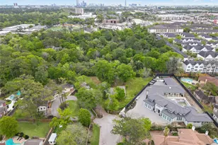 31 E Shady Ln, Houston, TX 77063 - Photo 8