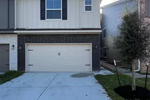 114 Capetown Cir, Montgomery, TX 77356 - Photo 2