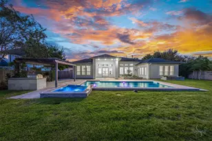 28103 Lockridge Ct, Fulshear, TX 77441 - Photo 2