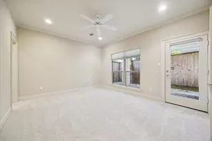 4732 Banning Dr, Houston, TX 77027 - Photo 16