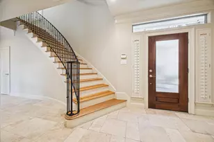 4732 Banning Dr, Houston, TX 77027 - Photo 2