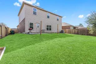 7623 Square Garden Ln, Conroe, TX 77304 - Photo 38