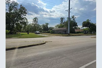 9203 W Montgomery Road, Houston, TX 77088 - Photo 8
