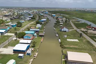 1249 County Rd 202, Sargent, TX 77414 - Photo 34