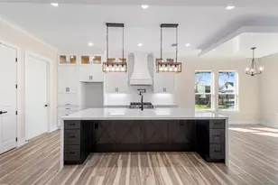 4221 Mallard Ln, Baytown, TX 77523 - Photo 10