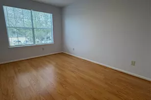 7915 Dairy View Ln, Houston, TX 77072 - Photo 10