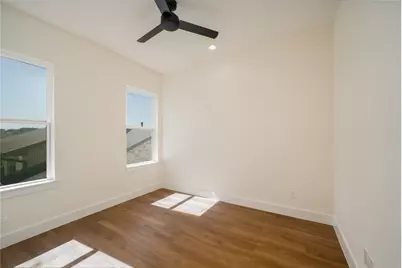 8916 Knoll Branch Dr Drive, Houston, TX 77080 - Photo 18