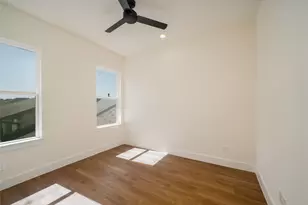 8916 Knoll Branch Dr Dr, Houston, TX 77080 - Photo 18