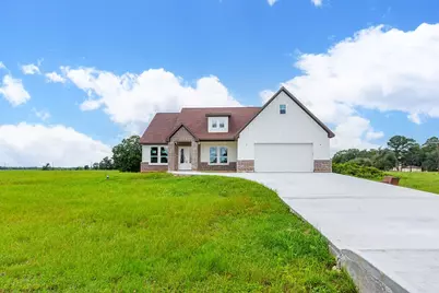 206 Shetland Court, Angleton, TX 77515 - Photo 2