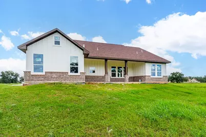 206 Shetland Court, Angleton, TX 77515 - Photo 4