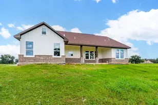 206 Shetland Ct, Angleton, TX 77515 - Photo 4