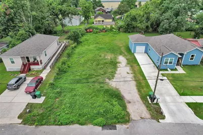 3306 Caplin Street, Houston, TX 77026 - Photo 1