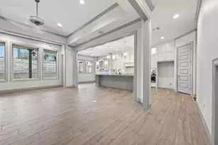 12379 Pebble View Dr, Conroe, TX 77304 - Photo 10