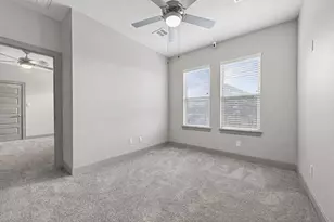 12379 Pebble View Dr, Conroe, TX 77304 - Photo 34