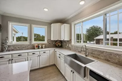 15946 Fm 1094, Cat Spring, TX 78933 - Photo 16