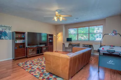 22 Villa Canyon Place, The Woodlands, TX 77382 - Photo 20