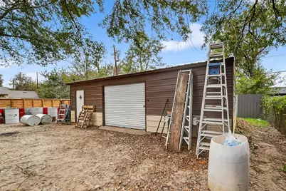 5931 Southmund Street, Houston, TX 77033 - Photo 6