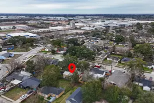 5931 Southmund St, Houston, TX 77033 - Photo 28
