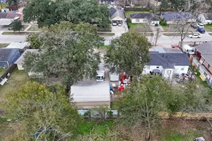 5931 Southmund St, Houston, TX 77033 - Photo 20