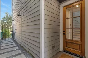 1526 Chestnut St, Houston, TX 77009 - Photo 4