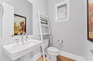 1308 Castle Ct, Houston, TX 77006 - Photo 12