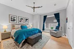 1308 Castle Ct, Houston, TX 77006 - Photo 18