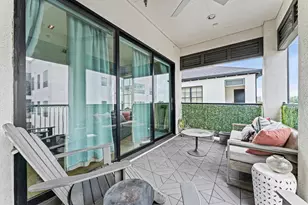 1308 Castle Ct, Houston, TX 77006 - Photo 24