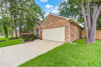 7902 Trophy Place Drive, Humble, TX 77346 - Photo 4