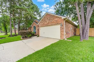7902 Trophy Pl Dr, Humble, TX 77346 - Photo 4