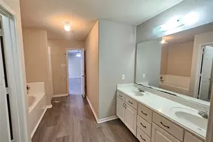 11015 Walkup Way, Houston, TX 77044 - Photo 12