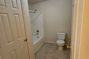 11015 Walkup Way, Houston, TX 77044 - Photo 24