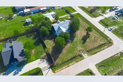 449 County Road 3566, Cleveland, TX 77327 - Photo 6