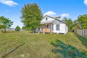 449 County Rd 3566, Cleveland, TX 77327 - Photo 8