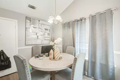 7222 Londres Drive, Houston, TX 77083 - Photo 8