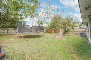 7222 Londres Dr, Houston, TX 77083 - Photo 16