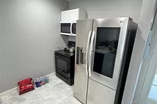 3300 Yorktown St, Houston, TX 77056 - Photo 4