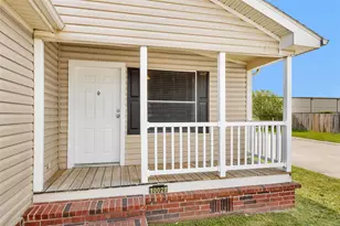 10027 Berrypatch Ln, Tomball, TX 77375 - Photo 2