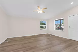 10027 Berrypatch Ln, Tomball, TX 77375 - Photo 6