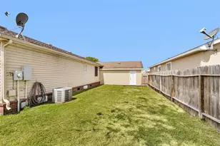 10027 Berrypatch Ln, Tomball, TX 77375 - Photo 32
