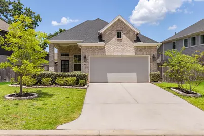 160 Lukewood Circle, Conroe, TX 77318 - Photo 2