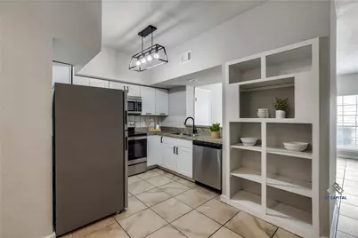 8725 Victorian Village Drive, Houston, TX 77071 - Photo 8