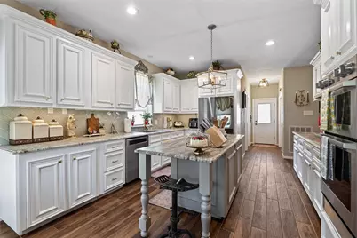 13638 Lakeside Place Drive, Willis, TX 77318 - Photo 12