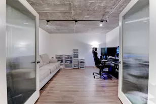 1005 S Shepherd Dr, Houston, TX 77019 - Photo 36